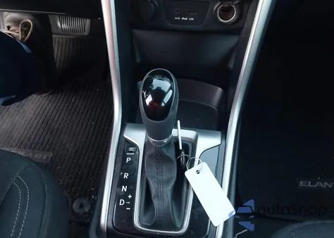 2013 Hyundai Elantra Gt z USA, uszkodzony, nr VIN KMHD35LE8DU109118